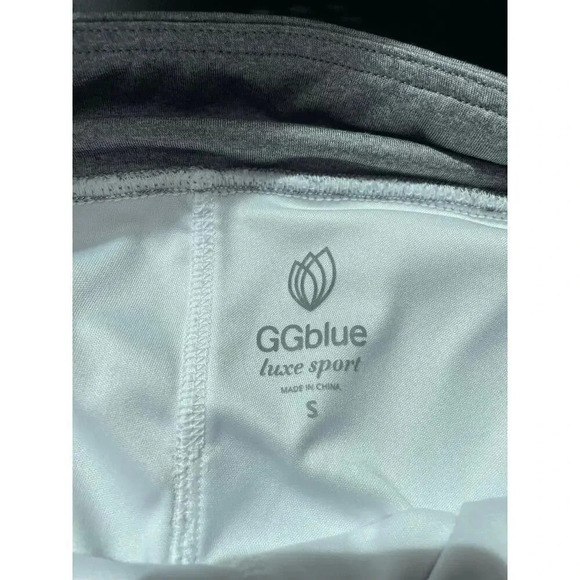 GG Blue skirt size small. - Picture 5 of 5